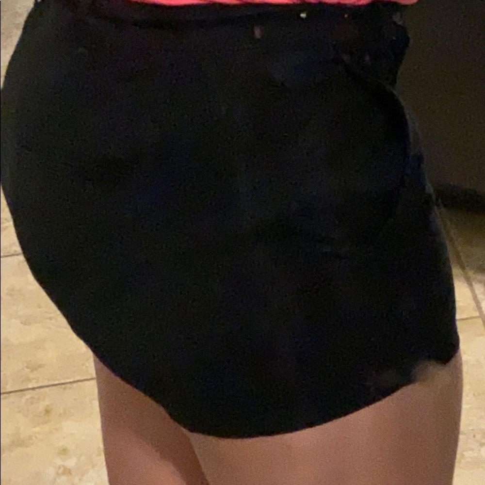 Wait For The Summer In Style - image 2